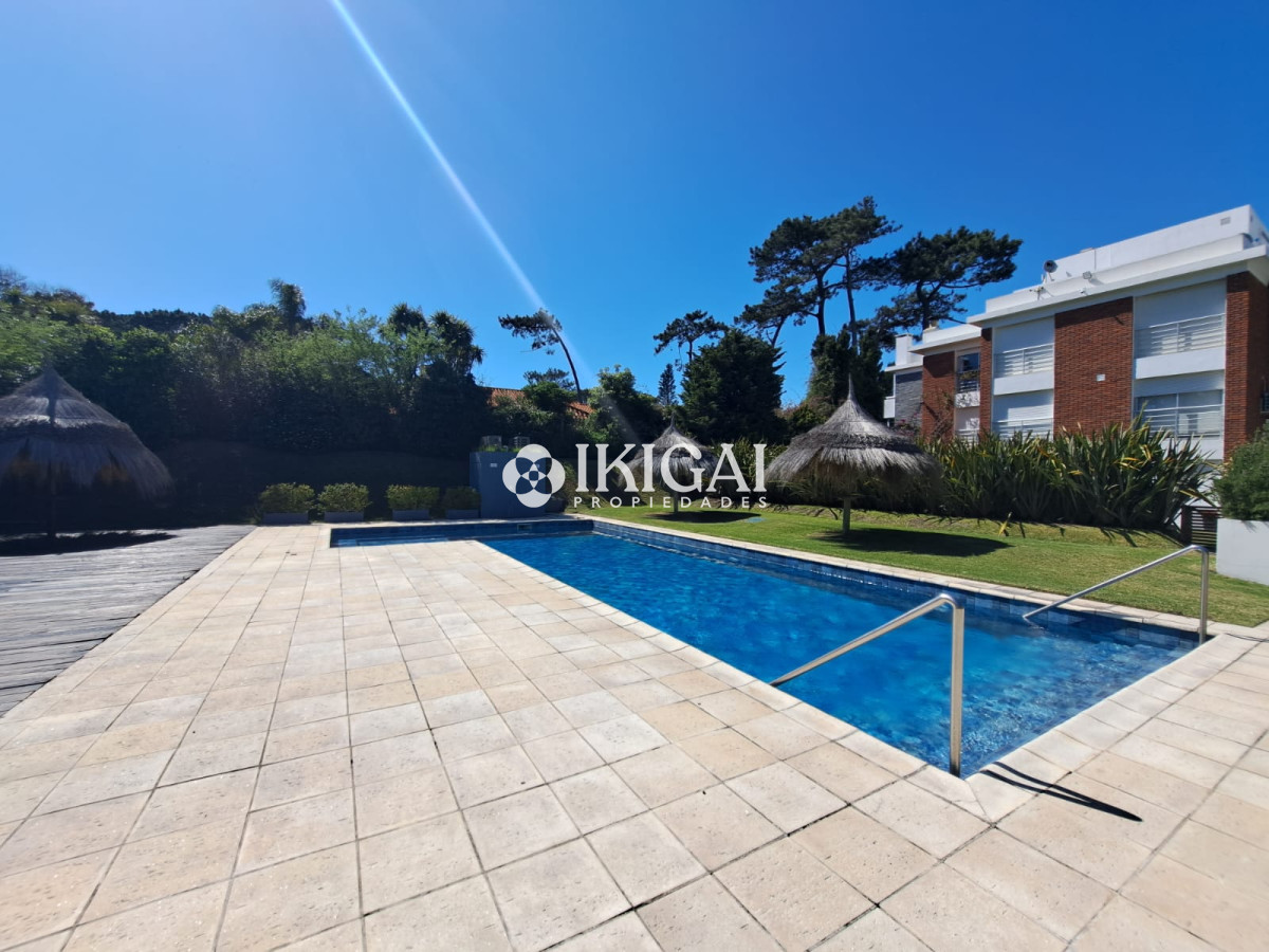 Apartamento ID.62 - VENTA APARTAMENTO 3 DORMITORIOS 2 BAÑOS 1 SUITE PLAYA MANSA PUNTA DEL ESTE