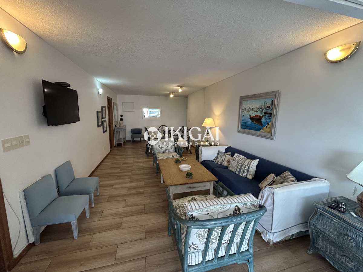 Apartamento ID.445 - VENTA DE APARTAMENTO DE 2 DORMITORIOS Y 2 BAÑOS CON SERVICIO PLAYA BRAVA, PUNTA DEL ESTE 