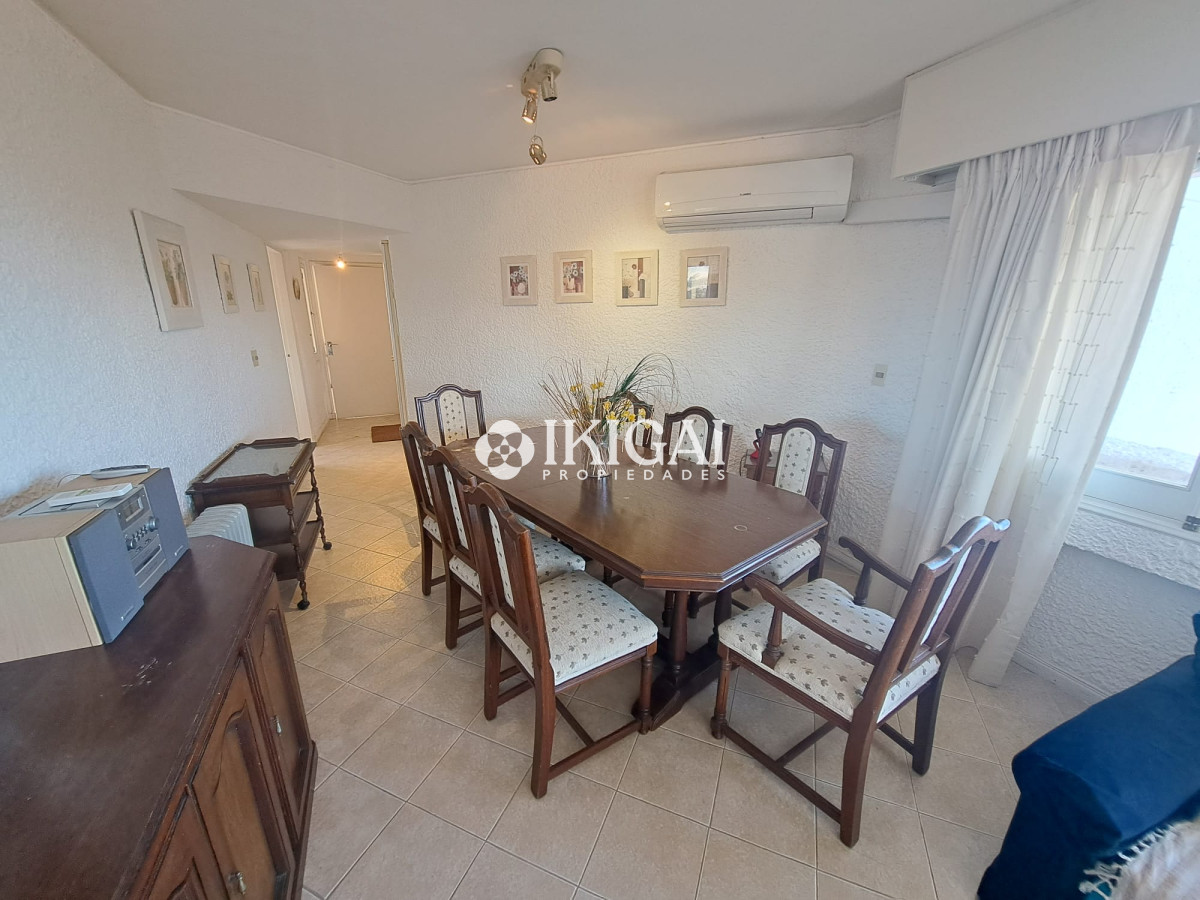 Apartamento ID.65 - VENTA APARTAMENTO DE 3 DORMITORIOS 2 BAÑOS 1 SUITE PLAYA MANSA PUNTA DEL ESTE