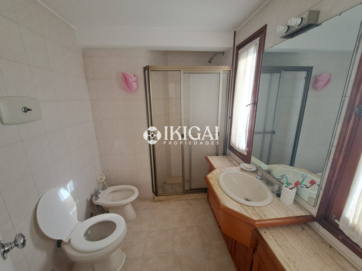 Apartamento ID.65 - VENTA APARTAMENTO DE 3 DORMITORIOS 2 BAÑOS 1 SUITE PLAYA MANSA PUNTA DEL ESTE