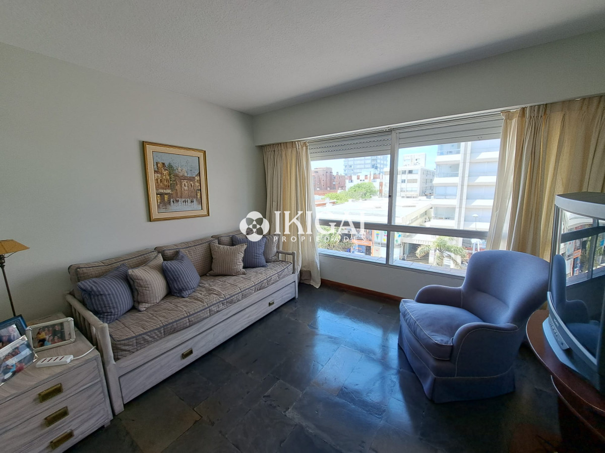 Apartamento ID.68 - VENTA DE APARTAMENTO 3 DORMITORIOS 2 BAÑOS 1 SUITE PENÍNSULA PUNTA DEL ESTE