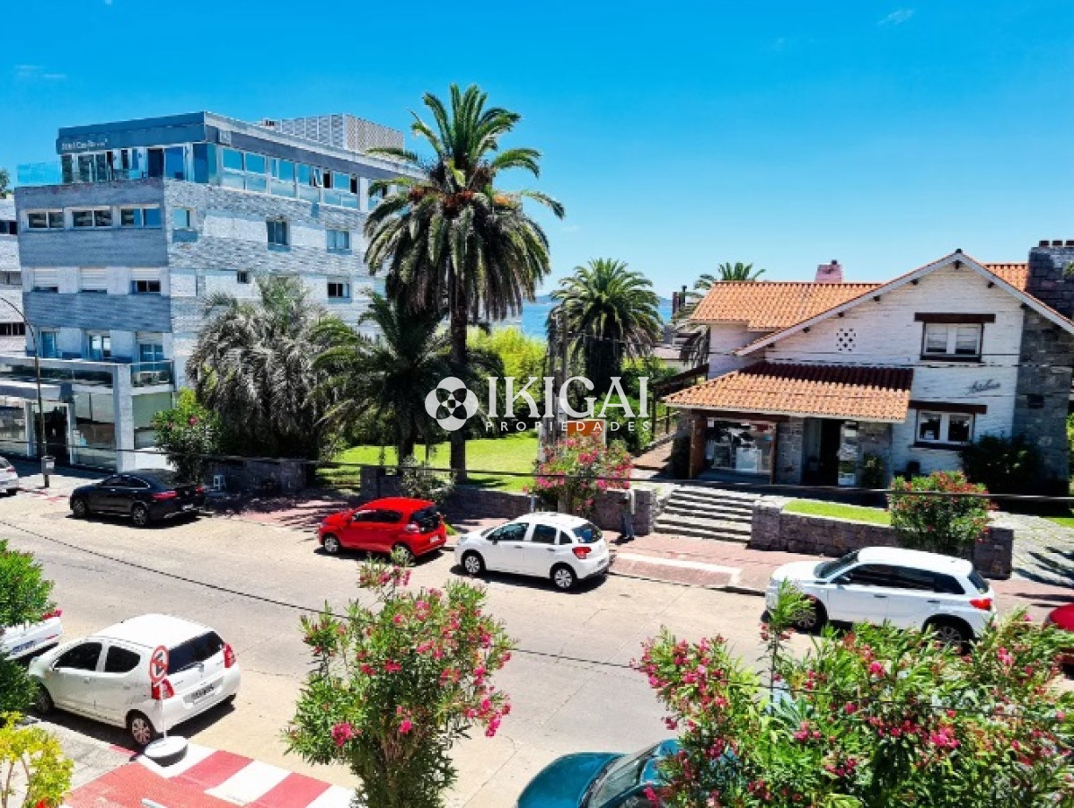 Apartamento ID.184 - VENTA APARTAMENTO DE 2 DORMITORIOS 2 BAÑOS 1 EN SUITE PENÍNSULA PUNTA DEL ESTE