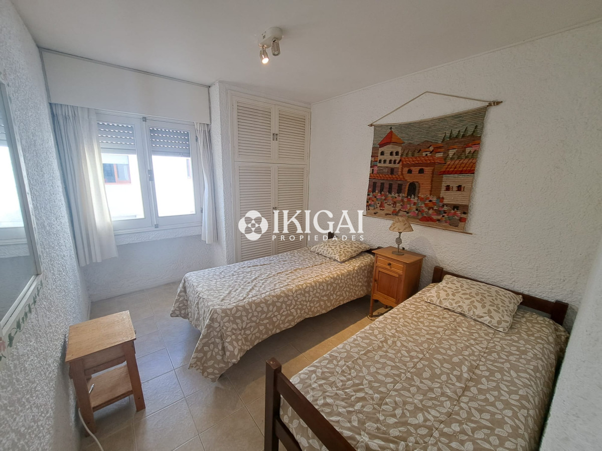 Apartamento ID.65 - VENTA APARTAMENTO DE 3 DORMITORIOS 2 BAÑOS 1 SUITE PLAYA MANSA PUNTA DEL ESTE