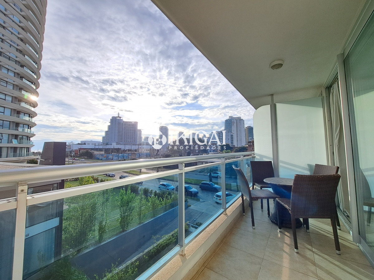 Apartamento ID.84 - VENTA APARTAMENTO 2 DORMITORIOS 2 BAÑOS 1 SUITE AIDY GRILL PUNTA DEL ESTE
