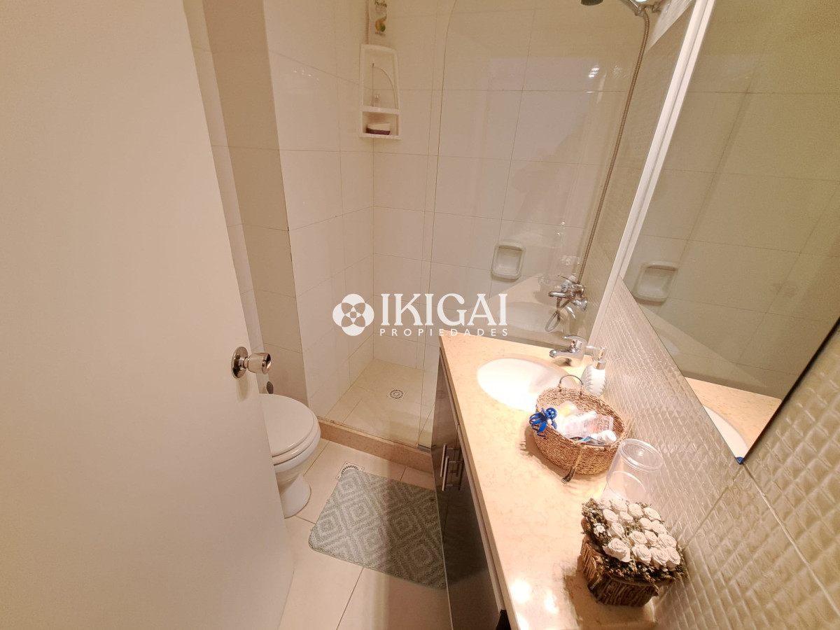 Apartamento ID.66 - VENTA APARTAMENTO 2 BAÑOS 1 SUITE PLAYA MANSA PUNTA DEL ESTE
