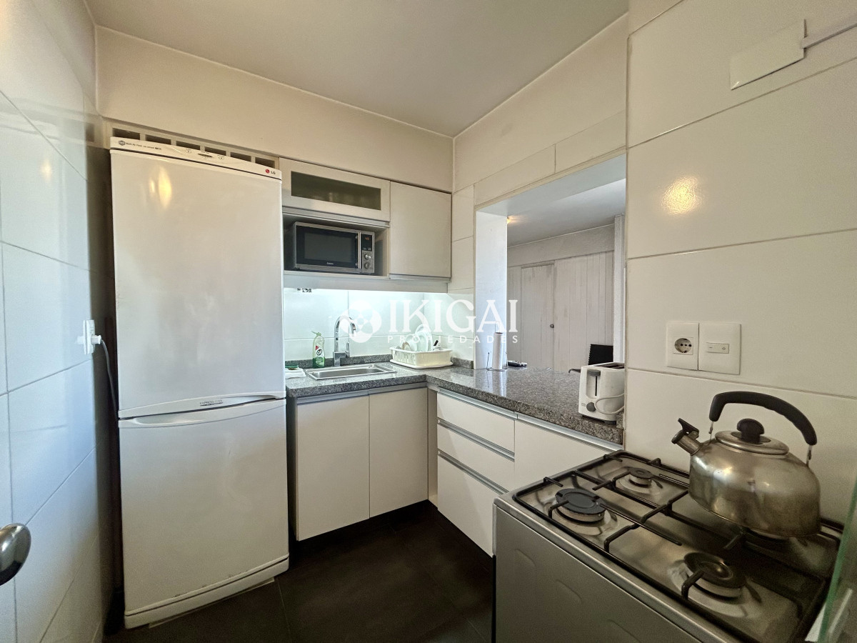 Apartamento ID.177 - VENTA DE APARTAMENTO DE 2 DORMITORIOS Y 2 BAÑOS, PLAYA MANSA PUNTA DE ESTE 