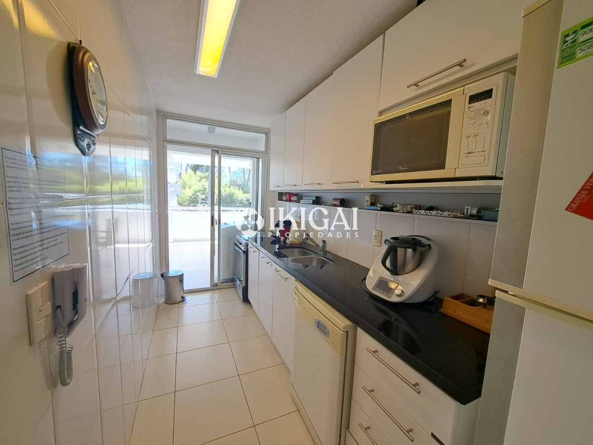 Apartamento ID.62 - VENTA APARTAMENTO 3 DORMITORIOS 2 BAÑOS 1 SUITE PLAYA MANSA PUNTA DEL ESTE