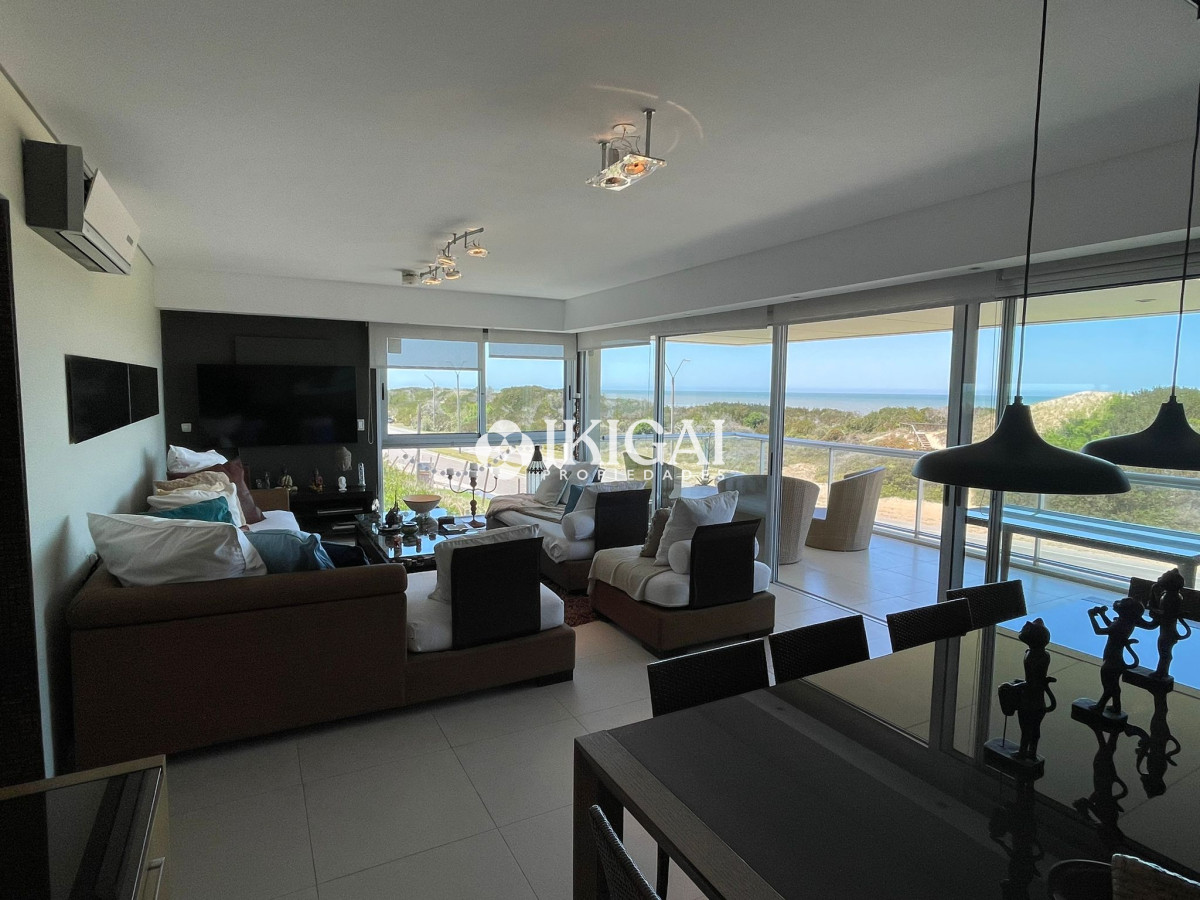 Apartamento ID.51 - VENTA APARTAMENTO 4 DORMITORIOS 4 SUITES EDIFICIO BRAVA 28 PLAYA BRAVA PUNTA DEL ESTE