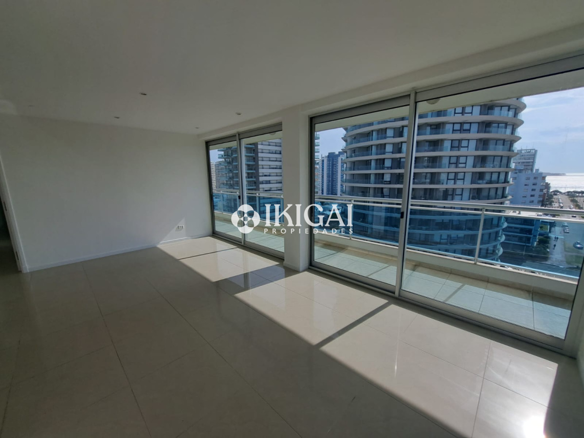Apartamento ID.85 - VENTA APARTAMENTO 3 DORMITORIOS 3 BAÑOS 1 SUITE AIDY GRILL PUNTA DEL ESTE