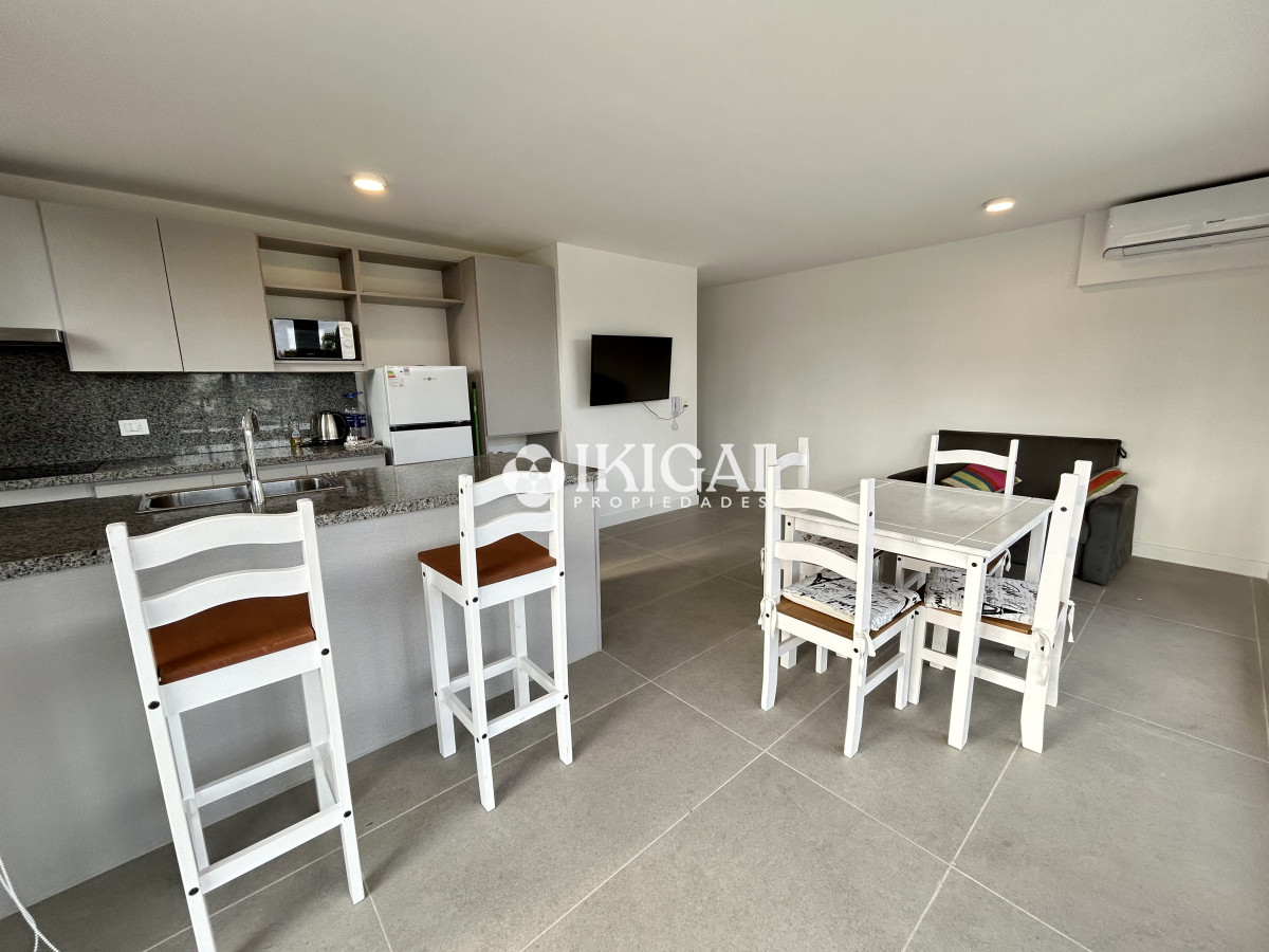 Apartamento ID.101 - Venta apartamento de 2 dormtirios y 2 baños en Aidy Grill