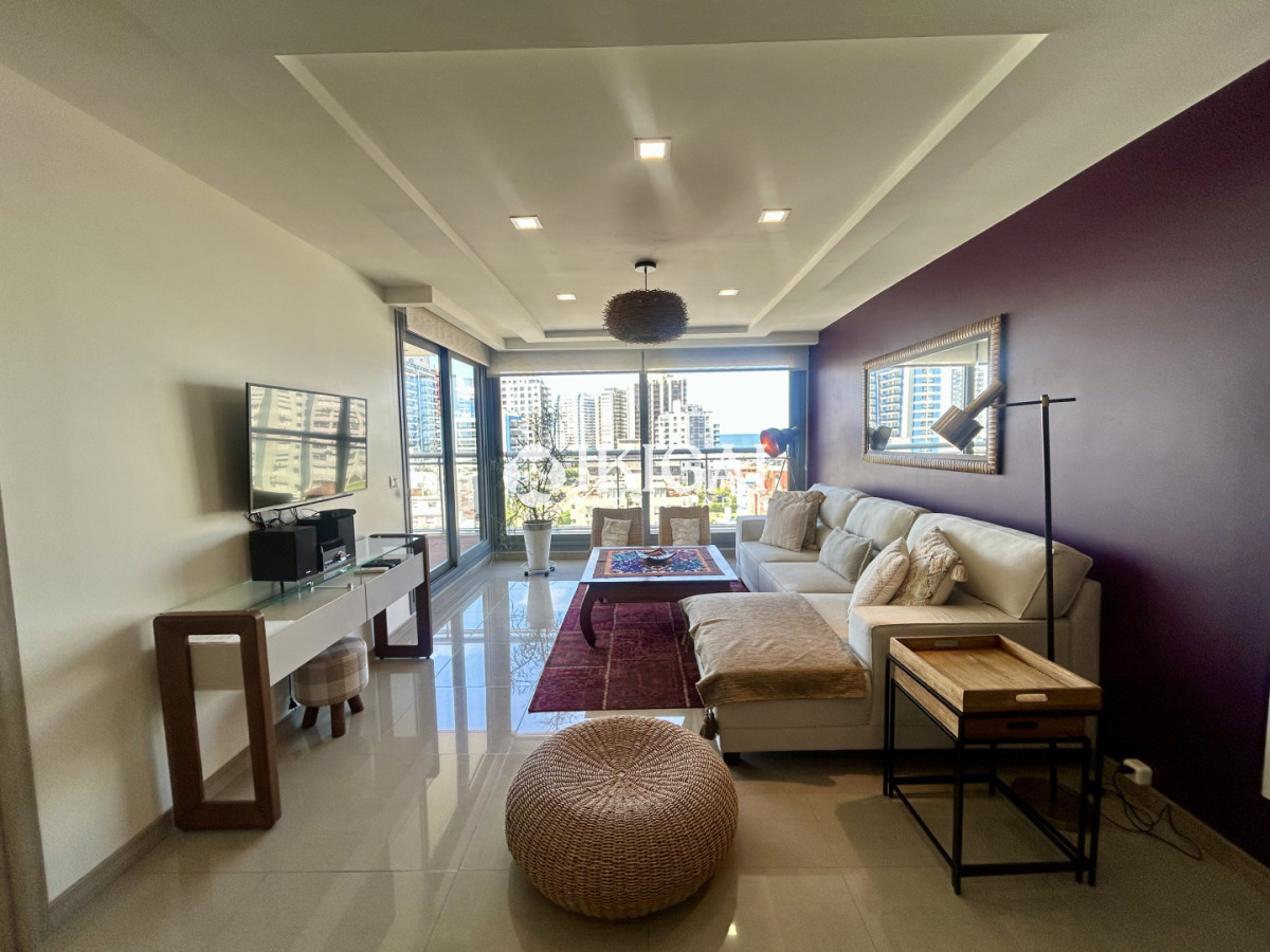 Apartamento ID.984 - Venta apartamento de 2 dormitorios, 3 baños y doble garage en brava.