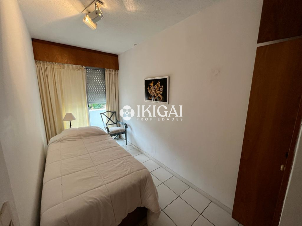 Apartamento ID.54 - VENTA APARTAMENTO 3 DORMITORIOS 2 BAÑOS 1 SUITE PLAYA MANSA PUNTA DEL ESTE