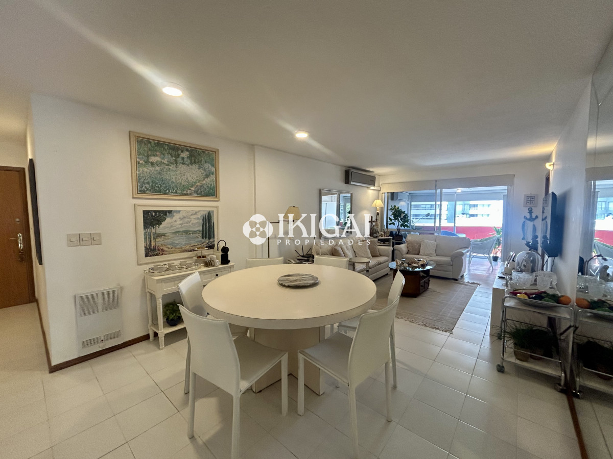 Apartamento ID.788 - Venta apartamento 2 dormitorios y 3 baños en playa brava 