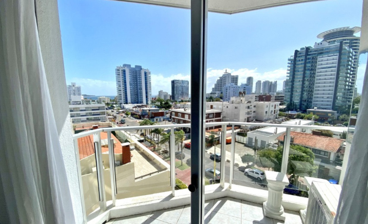 Imagen de Apartamento 1 dorm con todos los servicios · Playa Brava · Alquiler de temporada
