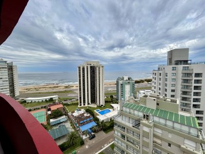 VENTA APARTAMENTO 2 DORMITORIOS DOS BAÑOS 1 SUITE ED SCORPIO PLAYA BRAVA PUNTA DEL ESTE
