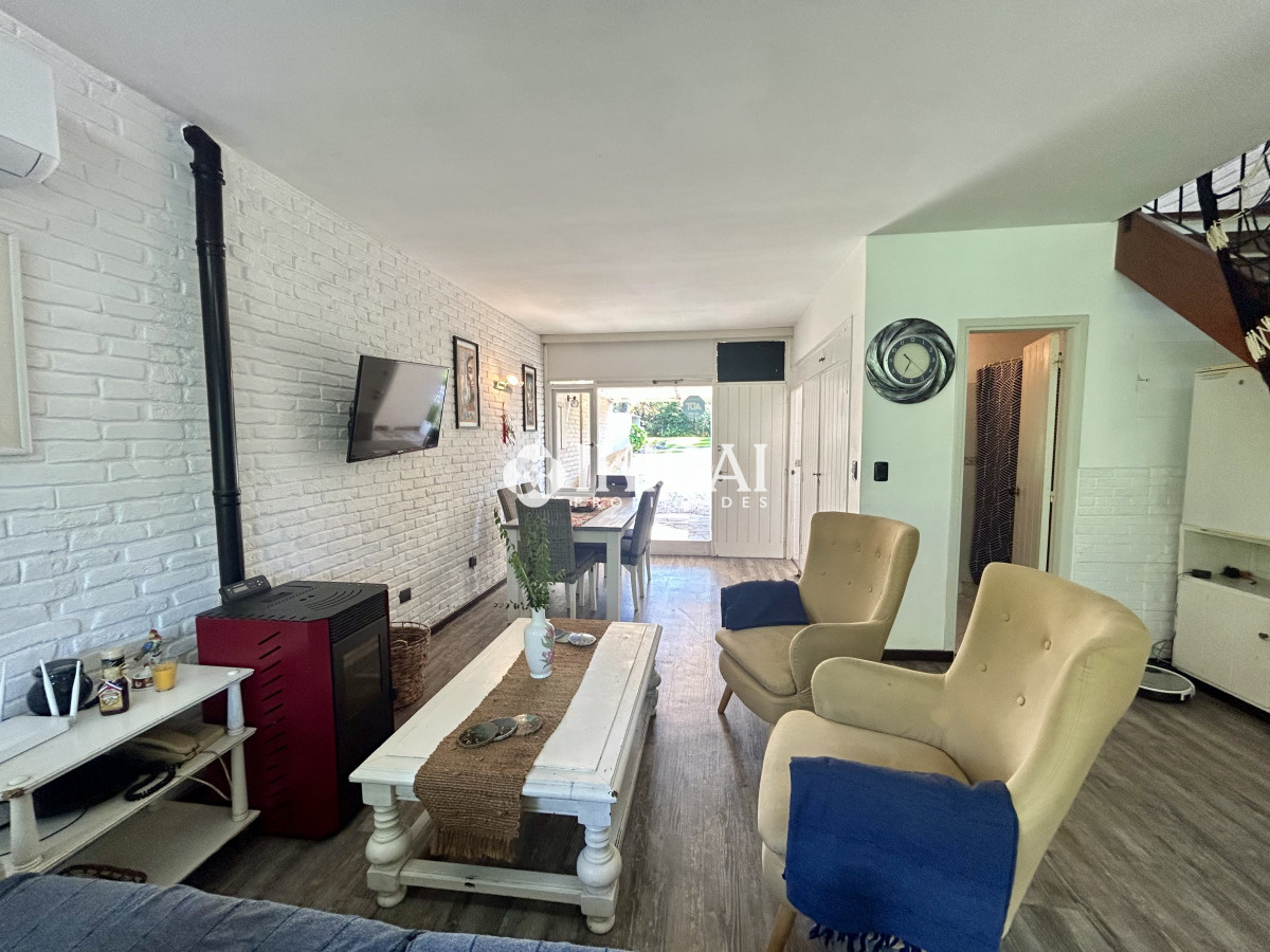 Casa ID.392 - VENTA DE CASA DE 2 DORMITORIOS Y 2 BAÑOS, PLAYA BRAVA, SAN RAFAEL PUNTA DEL ESTE 