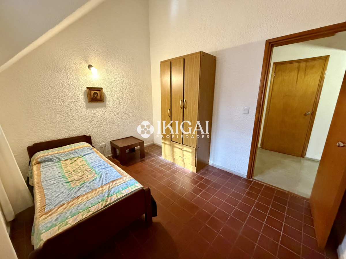 Casa ID.1147 - VENTA DE CASA EN PUNTA BALLENA 7 DORMITORIOS Y 5 BAÑOS, 
