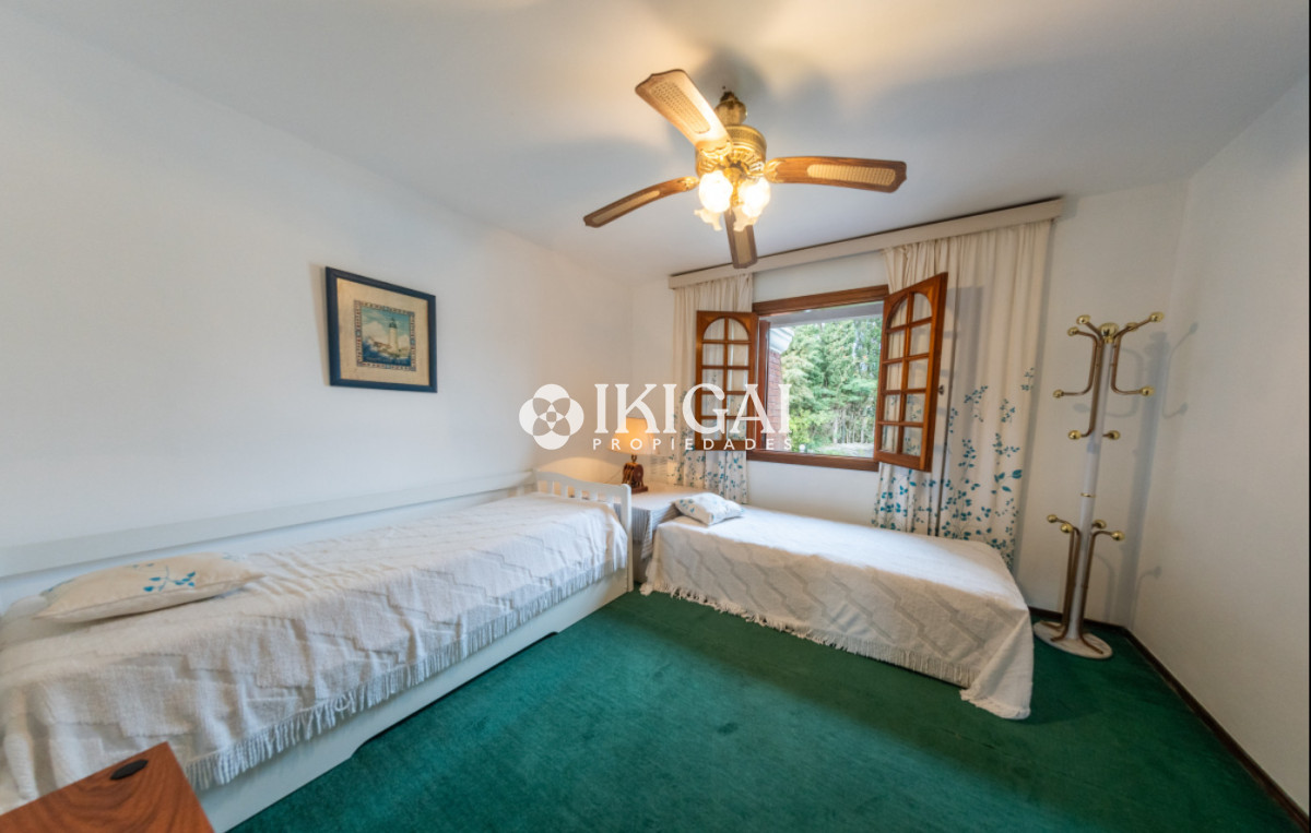 Casa ID.944 - VENTA DE CASA 2 DORMITORIOS Y 2 BAÑOS, PLAYA MANSA PUNTA DEL ESTE 