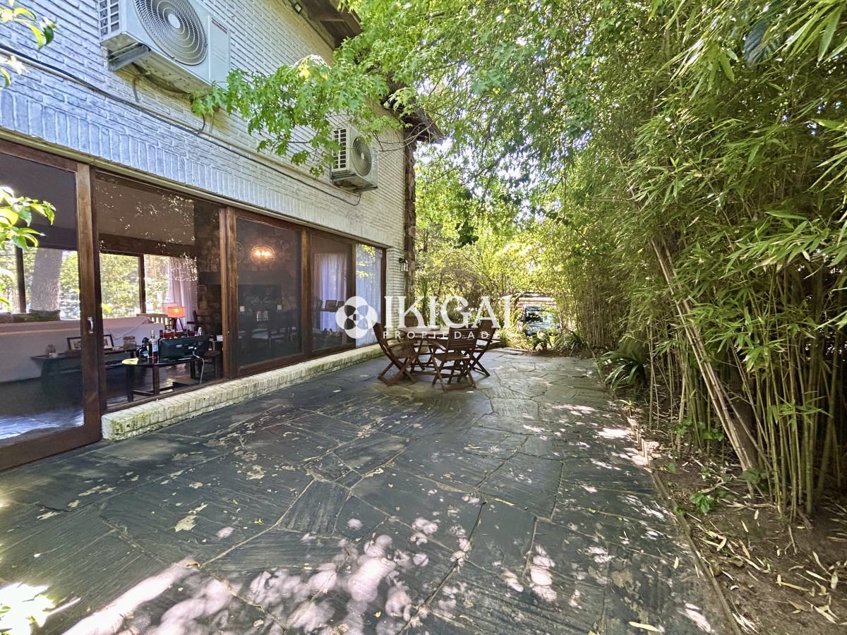 Casa ID.126 - VENTA DE CASA DE 3 DORMITORIOS Y 2 BAÑOS, CANTEGRIL PUNTA DEL ESTE 