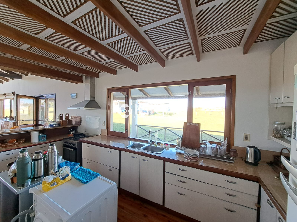 Chacra ID.67 - VENTA DE CHACRA EN PUEBLO EDEN 10 HS 3 DORMITORIOS 3 BAÑOS 1 SUITE