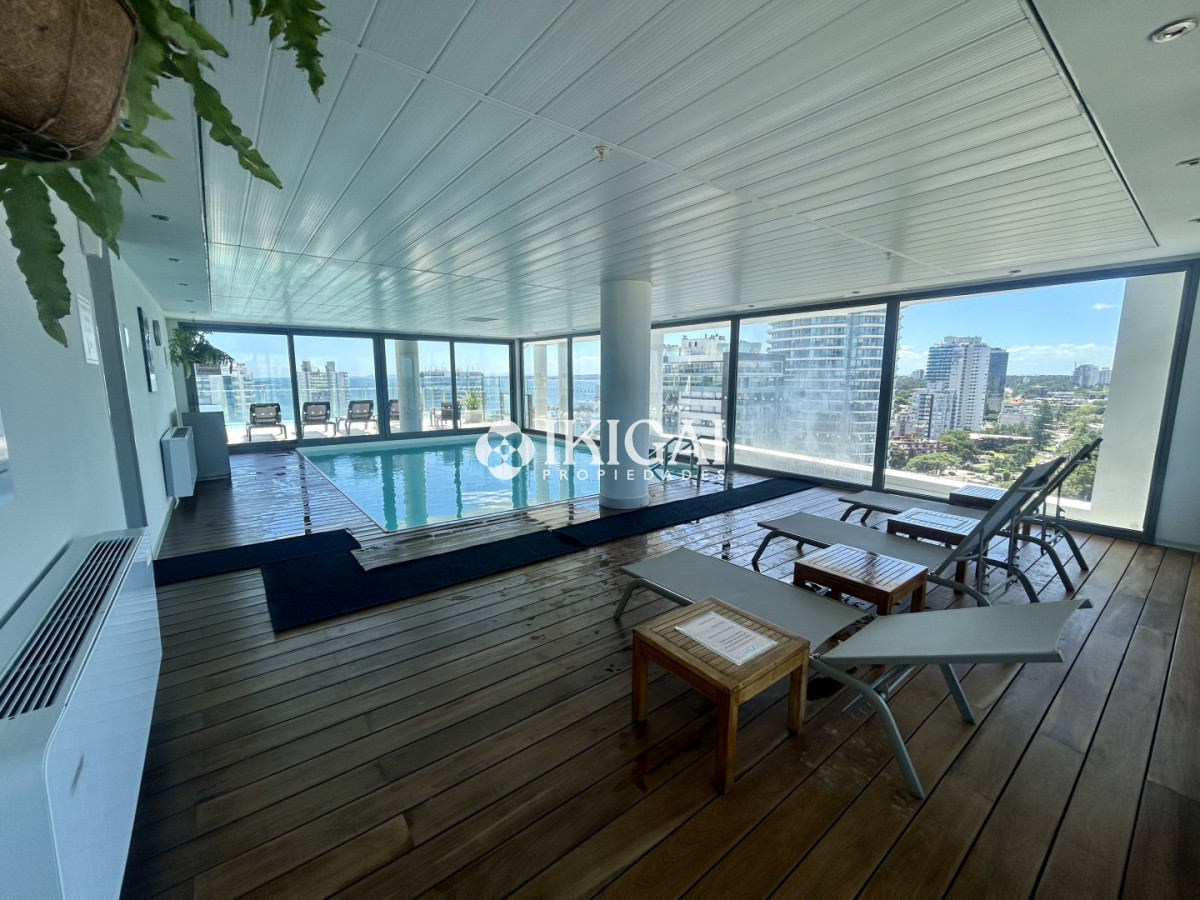 Apartamento ID.984 - Venta apartamento de 2 dormitorios, 3 baños y doble garage en brava.