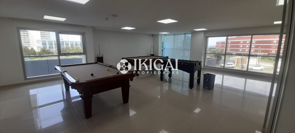 Apartamento ID.136 - VENTA DE APARTAMENTO DE 2 DORMITORIOS Y 2 BAÑOS ( 1 SUITE) PLAYA MANSA, PUNTA DEL ESTE 