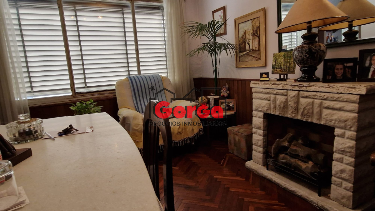 Apartamento ID.542 - Apto sobre Galicia, muy lindo!