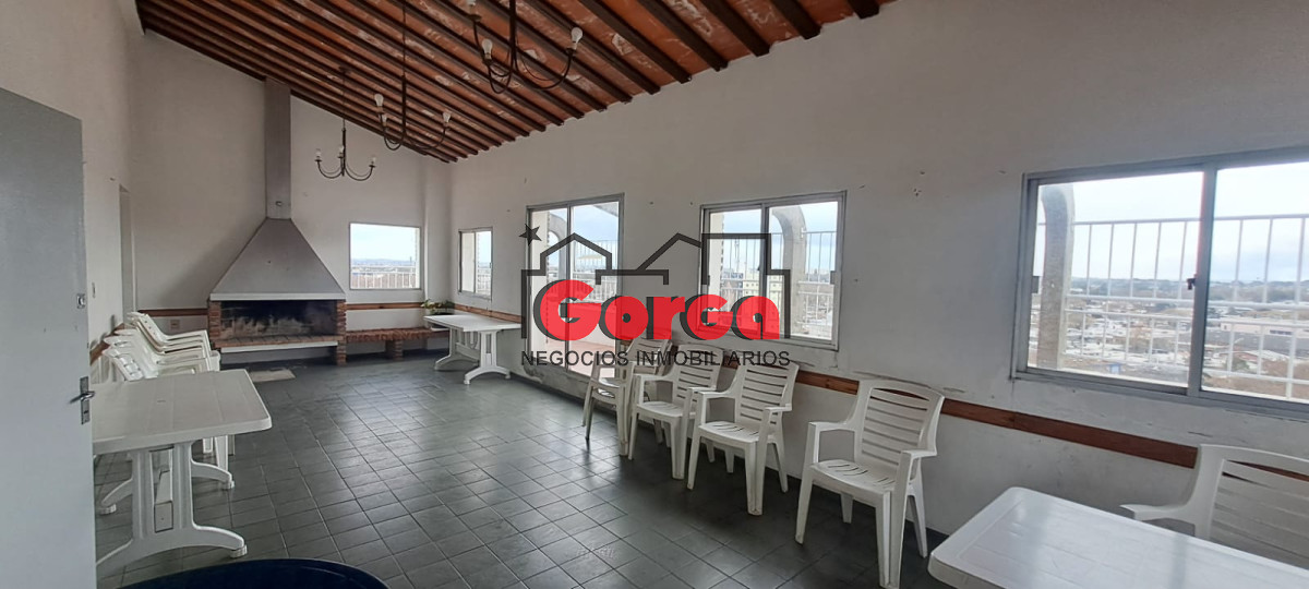 Apartamento ID.519 - Apartamento sobre Br Artigas esquina San Martín