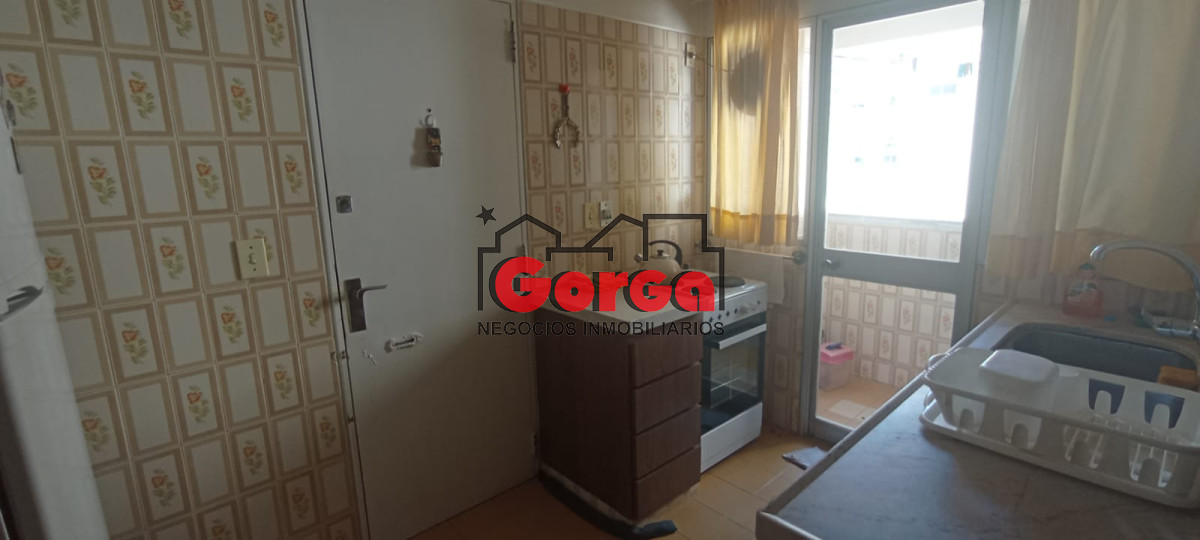 Apartamento ID.444 - Excelente punto! A pasos de la Rambla 