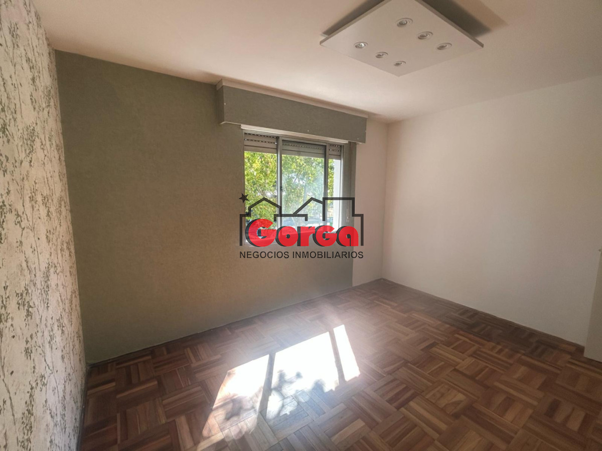 Apartamento ID.25 - A nuevo! Apto al frente de 3 dormitorios en zona Prado