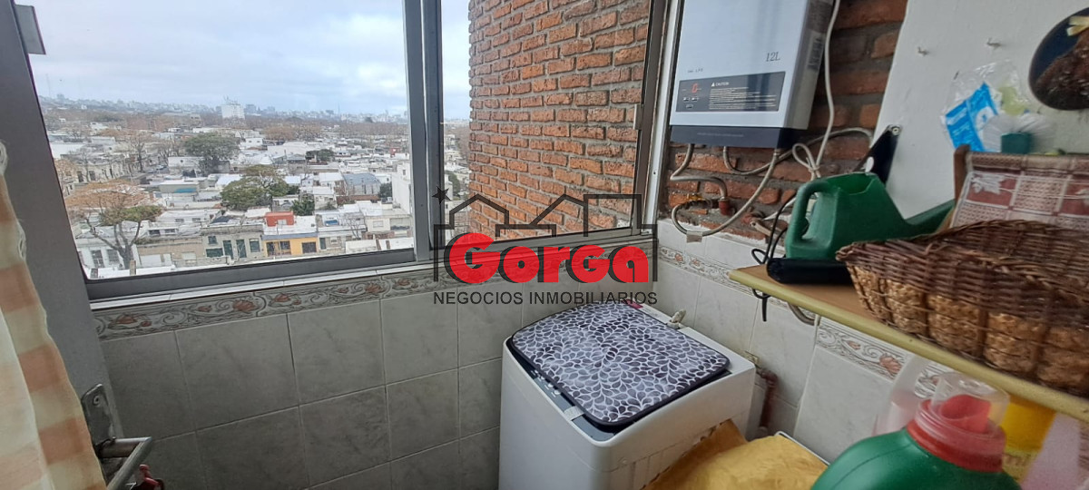 Apartamento ID.519 - Apartamento sobre Br Artigas esquina San Martín