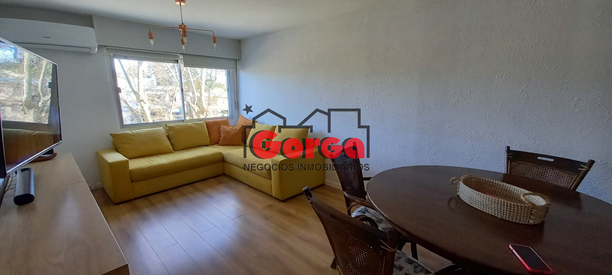 Apartamento ID.25 - A nuevo! Apto al frente de 3 dormitorios en zona Prado