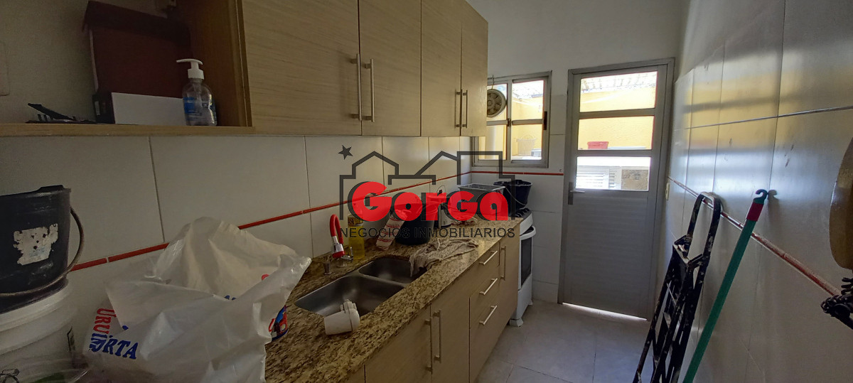 Apartamento ID.456 - Apartamento sobre Ramón del Valle Inclán esquina Blandengues con renta