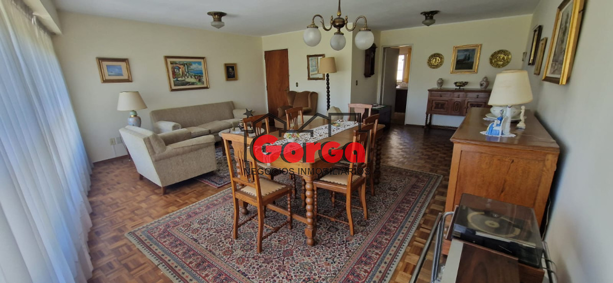 Apartamento ID.444 - Excelente punto! A pasos de la Rambla 