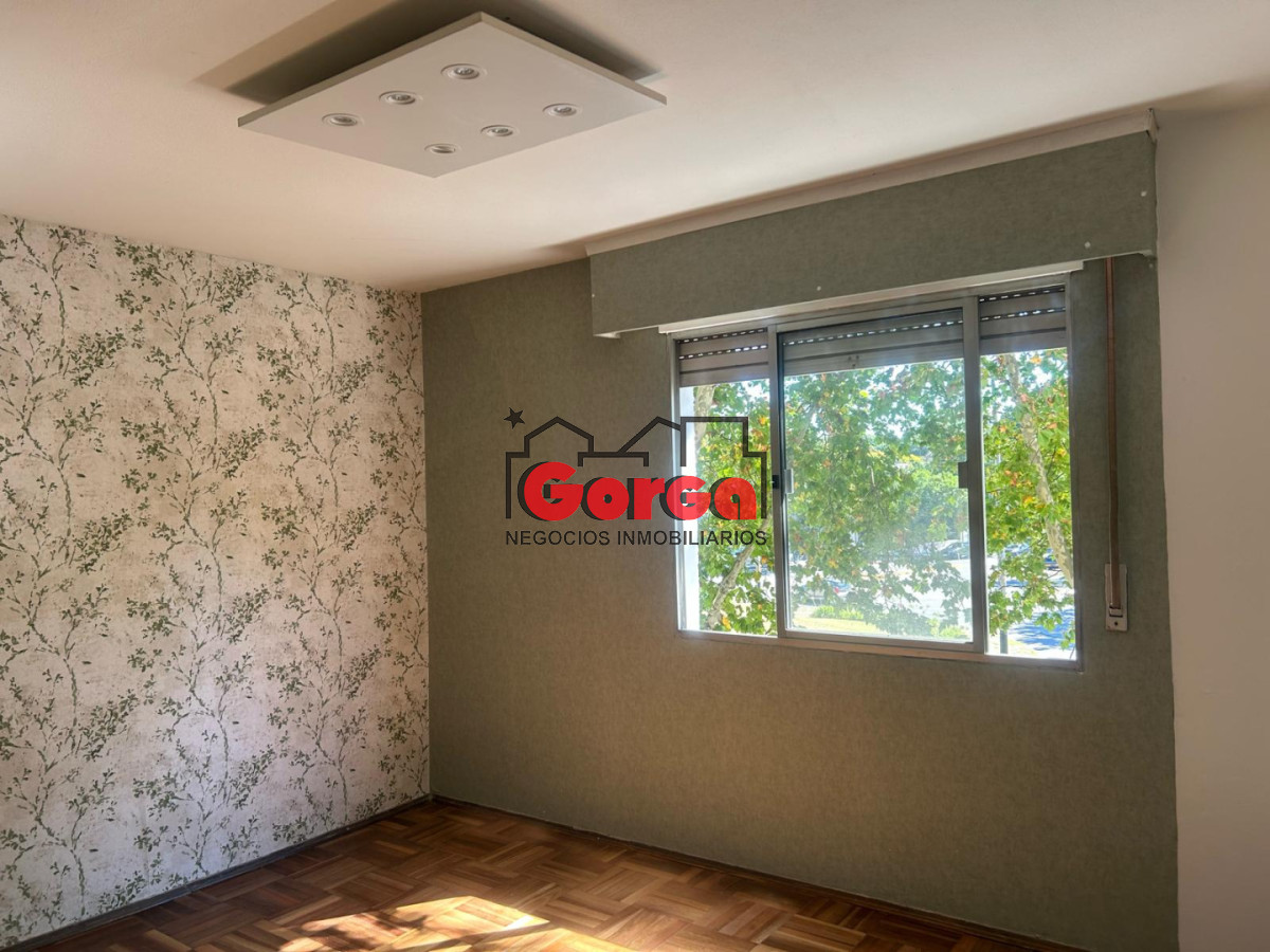 Apartamento ID.25 - A nuevo! Apto al frente de 3 dormitorios en zona Prado
