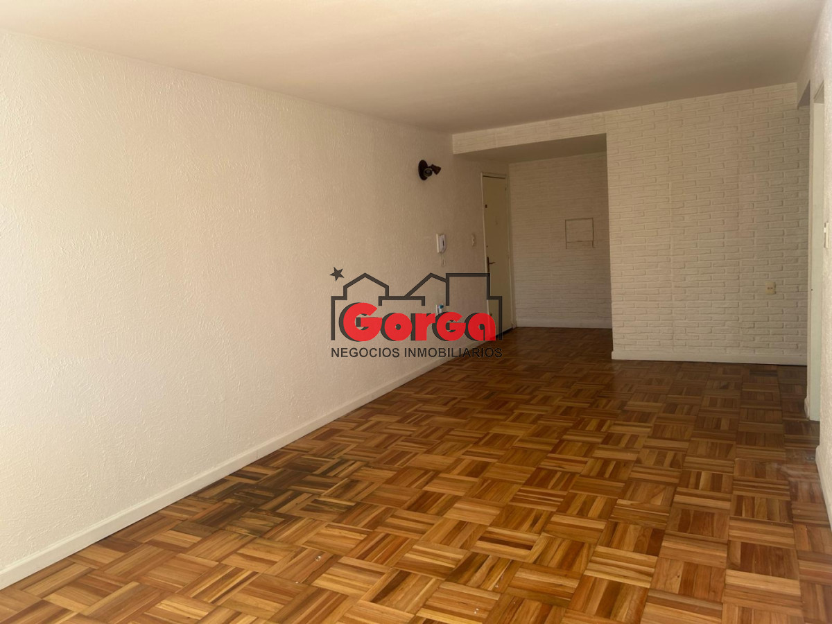 Apartamento ID.25 - A nuevo! Apto al frente de 3 dormitorios en zona Prado