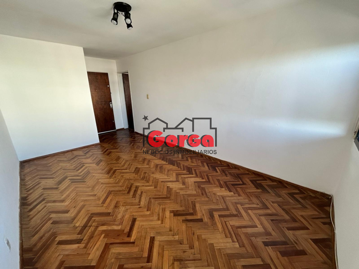 Apartamento ID.477 - A pocas cuadras de la Rambla, sobre J. Batlle y Ordóñez y Marco Aurelio