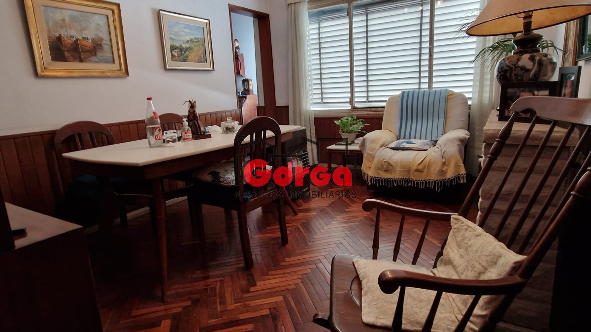 Apartamento ID.542 - Apto sobre Galicia, muy lindo!