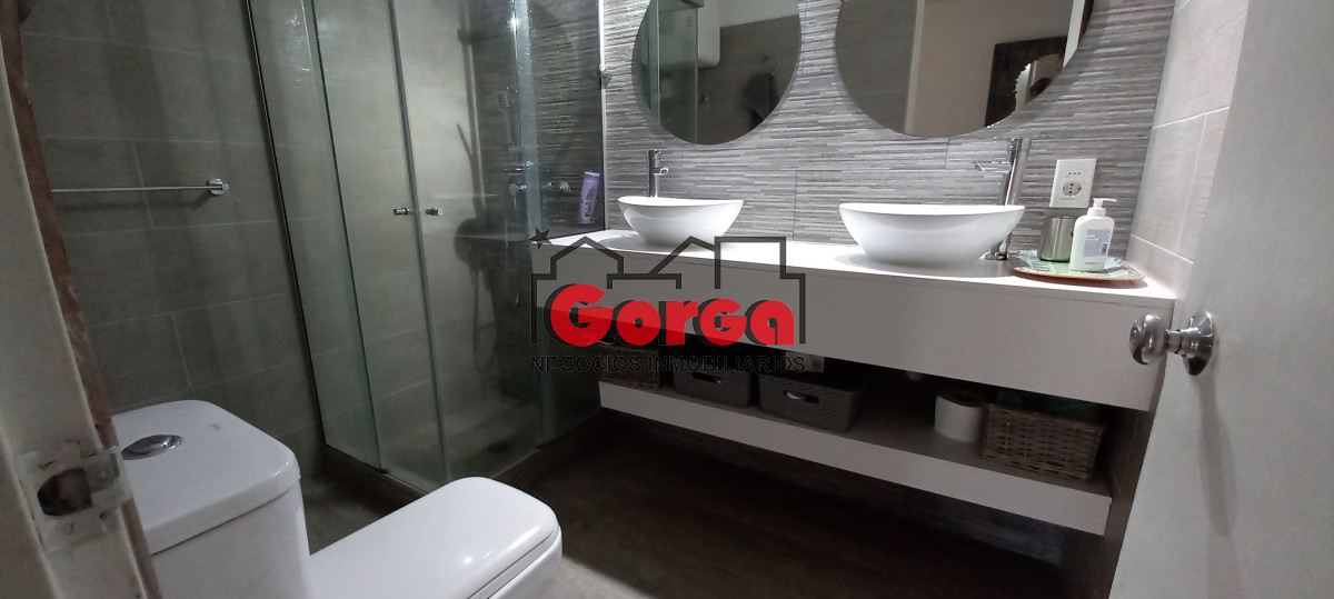 Apartamento ID.25 - A nuevo! Apto al frente de 3 dormitorios en zona Prado