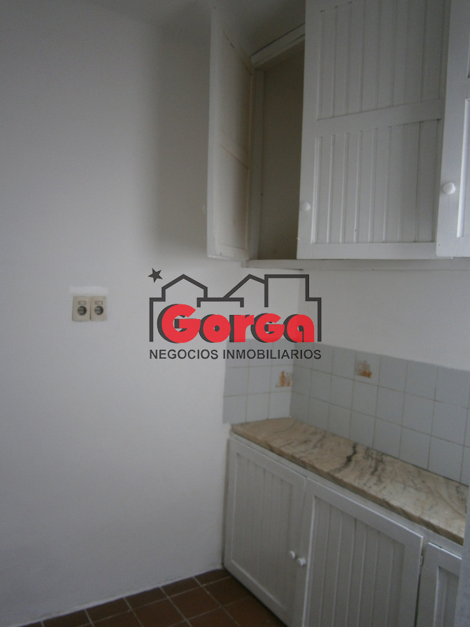 Apartamento ID.521 - Sobre San Martín, apartamento alquilado, para inversión. 