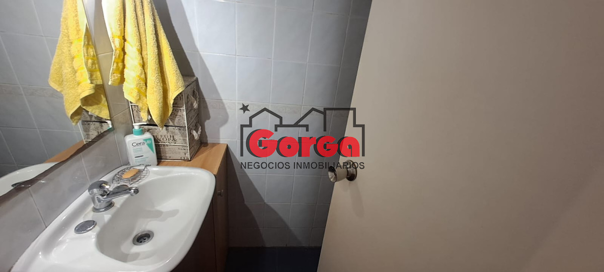 Apartamento ID.519 - Apartamento sobre Br Artigas esquina San Martín