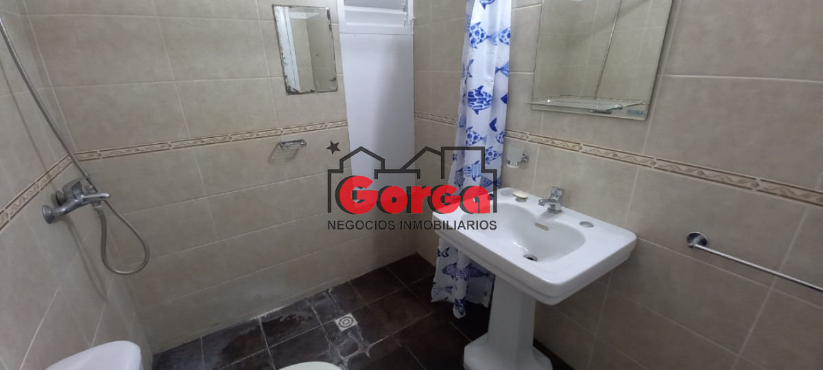 Apartamento ID.35 - A pocas cuadras de 18 de Julio, una construcción espectacular
