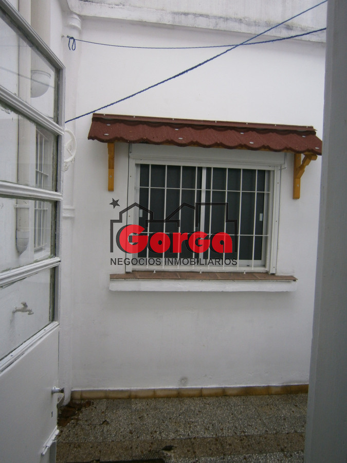 Apartamento ID.521 - Sobre San Martín, apartamento alquilado, para inversión. 