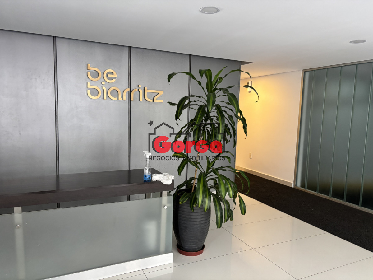 Apartamento ID.579 - Hermoso apto Sobre Roque Graseras casi 21 de Setiembre 