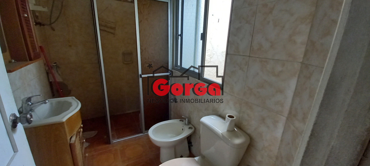Apartamento ID.45 - Hnos Gil y Suárez. Precioso punto, dos dormitorios con patio. Muy luminoso.