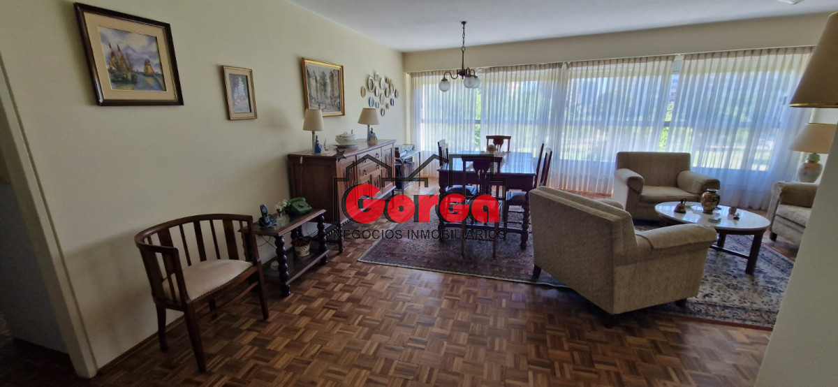 Apartamento ID.444 - Excelente punto! A pasos de la Rambla 