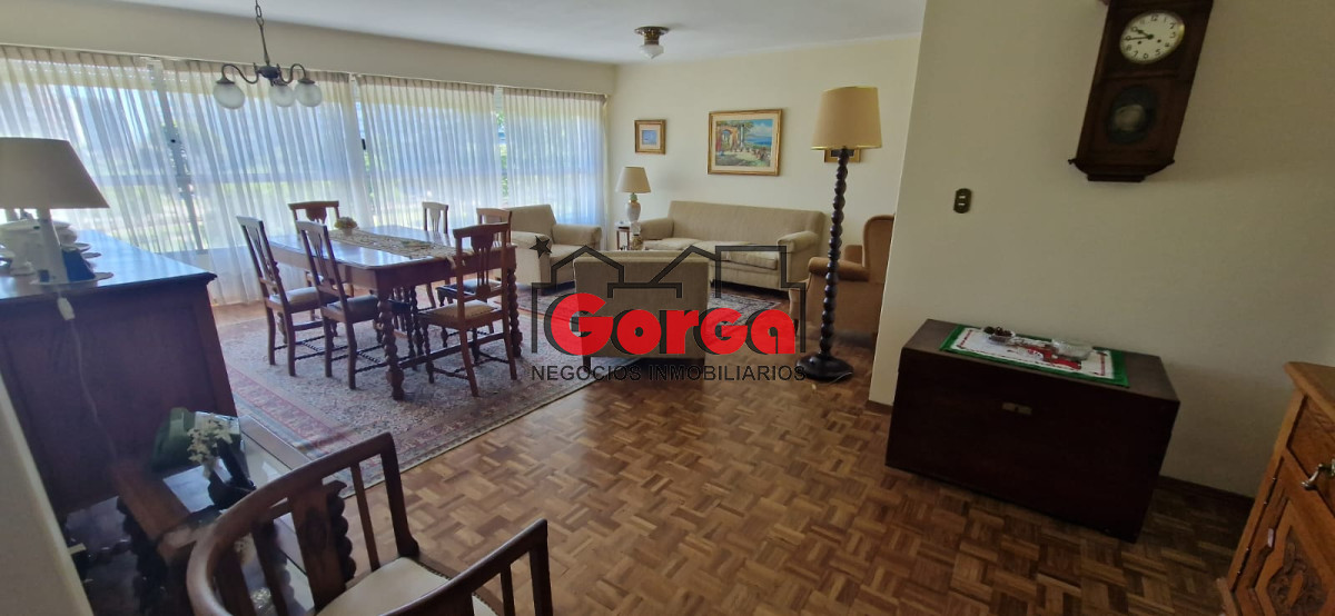 Apartamento ID.444 - Excelente punto! A pasos de la Rambla 