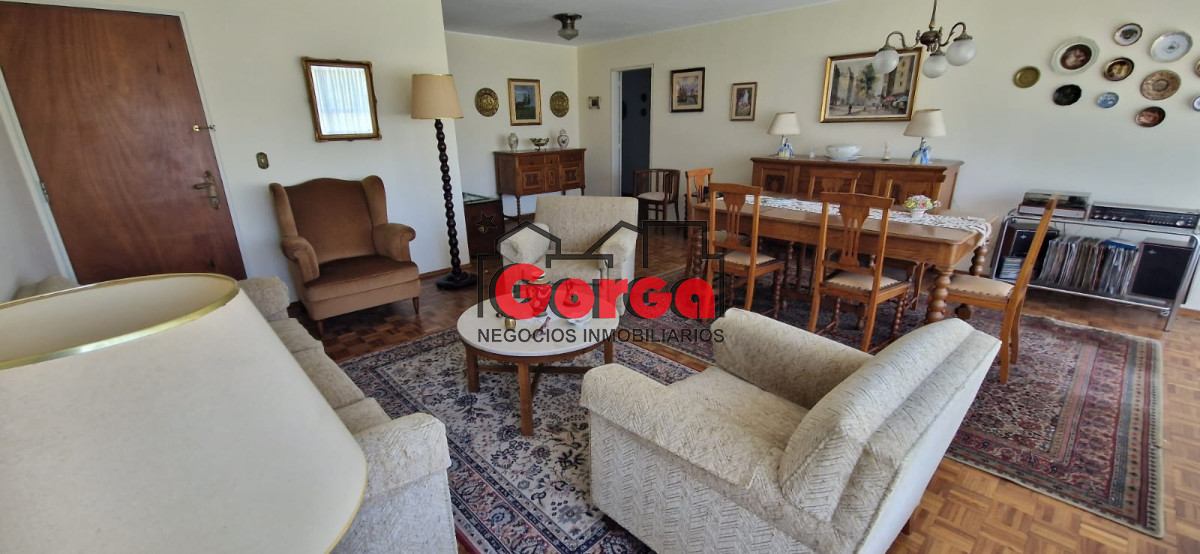Apartamento ID.444 - Excelente punto! A pasos de la Rambla 