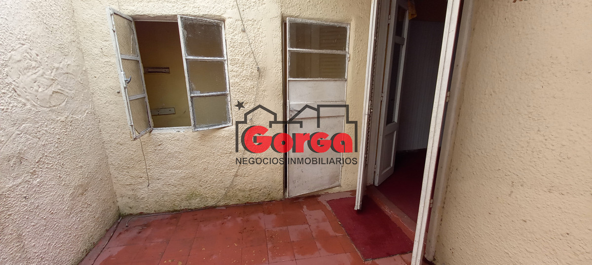 Apartamento ID.45 - Hnos Gil y Suárez. Precioso punto, dos dormitorios con patio. Muy luminoso.