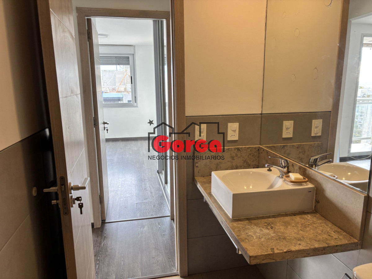 Apartamento ID.579 - Hermoso apto Sobre Roque Graseras casi 21 de Setiembre 